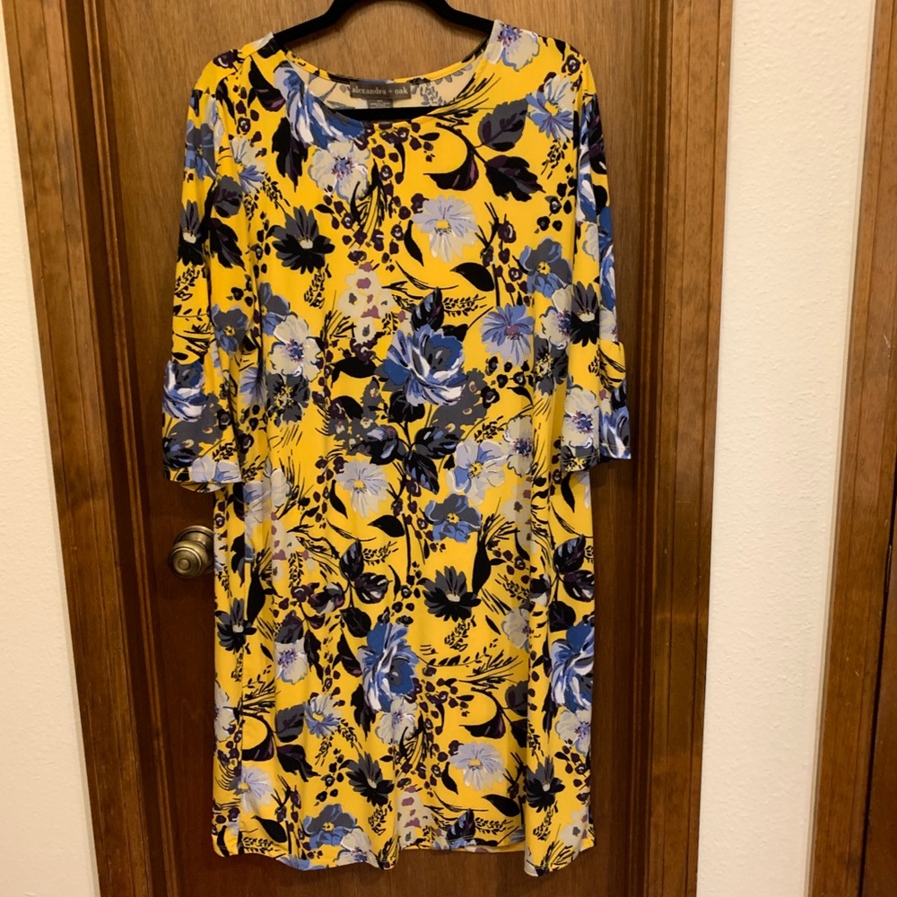 2xl yellow floral mid-length dress